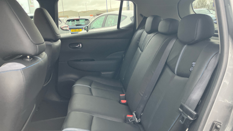 Nissan LEAF 110kW Tekna 40kWh 5dr Auto Electric Hatchback